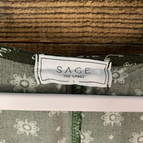 Sage The Label Deep V Neck Shorts Romper Green White Size Large - Picture 6 of 8